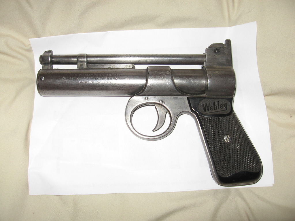 Webley junior 177 Used  Average Condition Air Pistol 